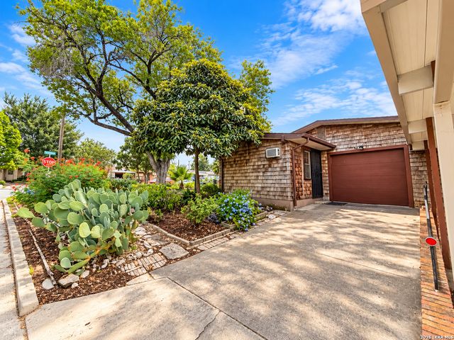 919 ELKHORN DR, San Antonio, TX 78218