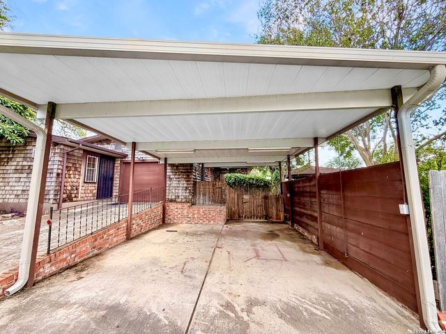 919 ELKHORN DR, San Antonio, TX 78218