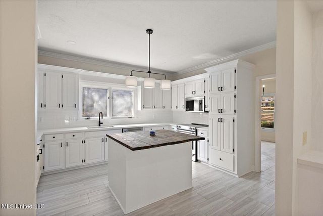 204 Summer Oak Trail, Madison, MS 39110