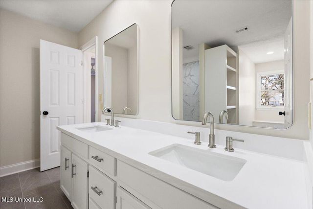 204 Summer Oak Trail, Madison, MS 39110