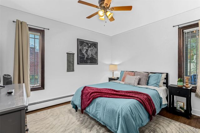 604 W Hudson Avenue, Royal Oak Charter Township, MI 48067