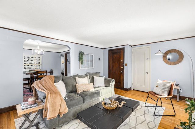 604 W Hudson Avenue, Royal Oak Charter Township, MI 48067