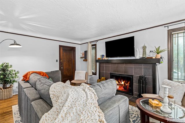 604 W Hudson Avenue, Royal Oak Charter Township, MI 48067