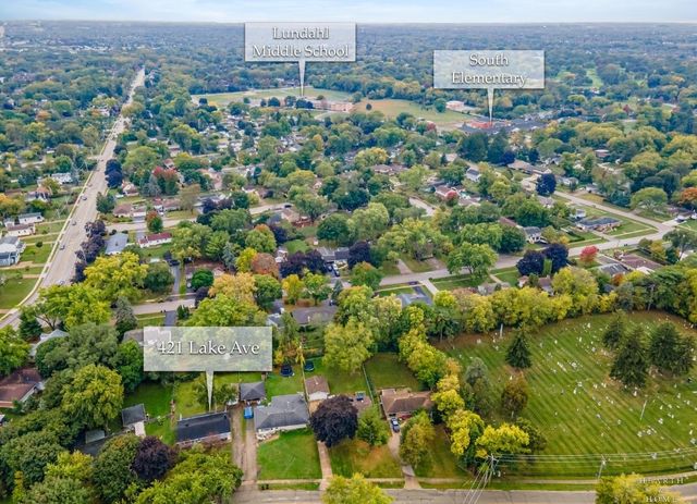 421 Lake Avenue, Crystal Lake, IL 60014