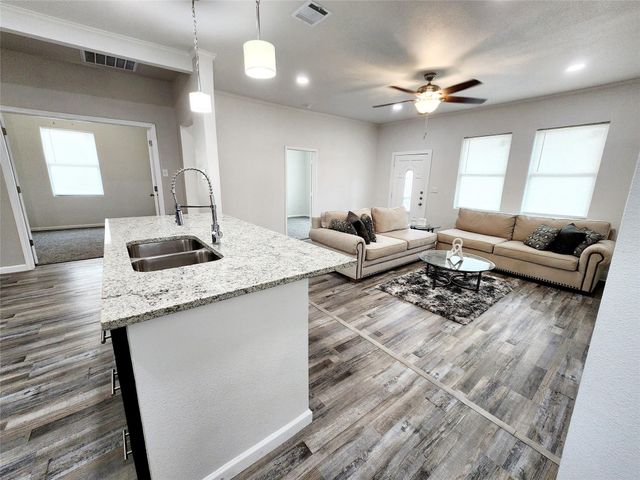 2000 May Street, Fort Worth, TX 76110