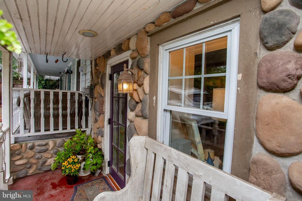 8 CANAL ST, LAMBERTVILLE, NJ 08530 — photo 3