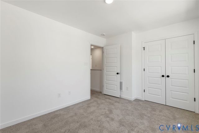 7955 Lyndale Dr, North Chesterfield, VA 23235