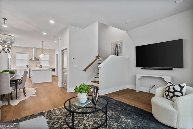 574 Boulevard Place NE 12, Atlanta, GA 30308