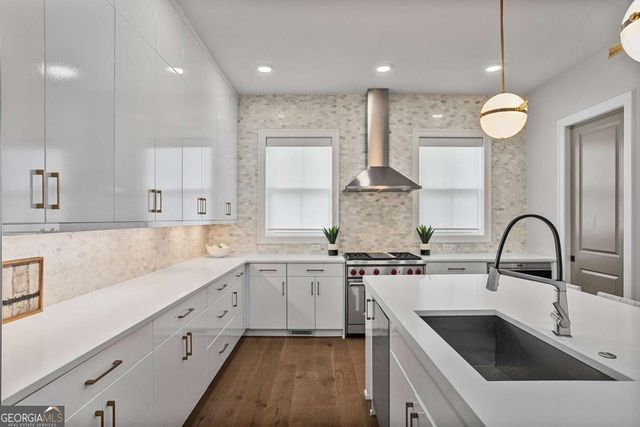 574 Boulevard Place NE 12, Atlanta, GA 30308