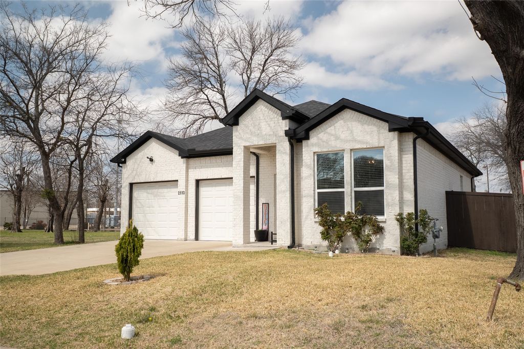 2113 Cranford Drive, Garland, TX 75041