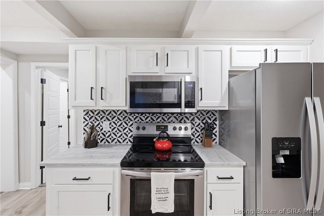 1125 Virginia Avenue S, Clarksville, IN 47129