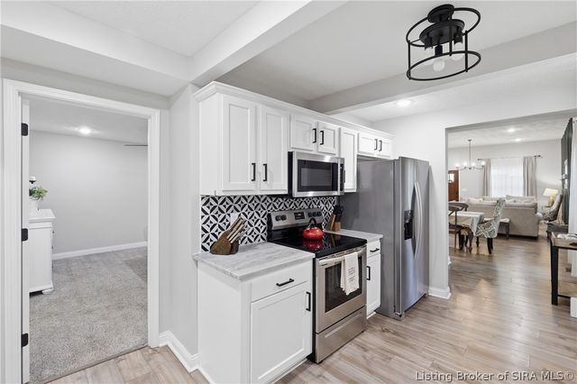 1125 Virginia Avenue S, Clarksville, IN 47129