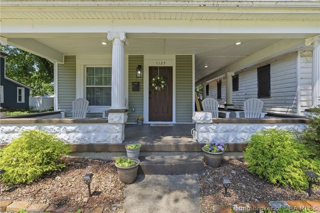 1125 Virginia Avenue S, Clarksville, IN 47129
