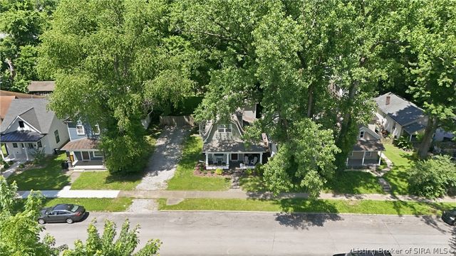1125 Virginia Avenue S, Clarksville, IN 47129