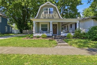 1125 Virginia Avenue S, Clarksville, IN 47129