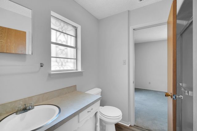 714 Rea Ave, Lancaster, TX 75146