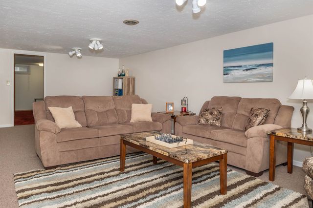 507 Kathnor Lane, Point Pleasant, WV 25550