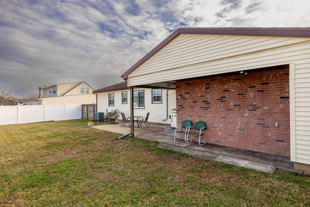 507 Kathnor Lane, Point Pleasant, WV 25550