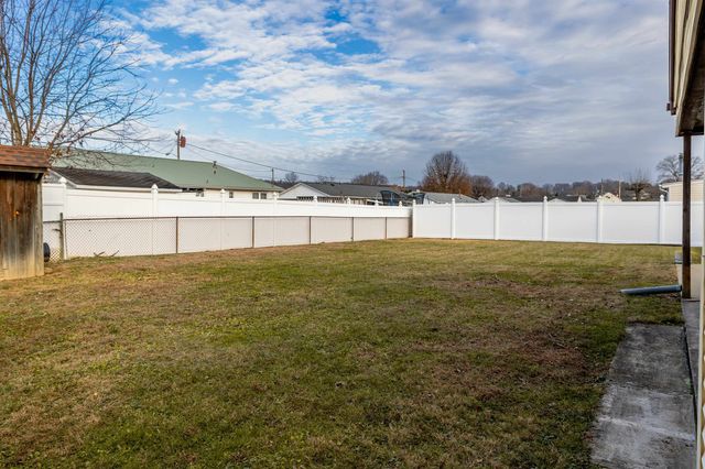 507 Kathnor Lane, Point Pleasant, WV 25550