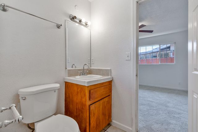 27164 Parkwood Avenue, Madera, CA 93637