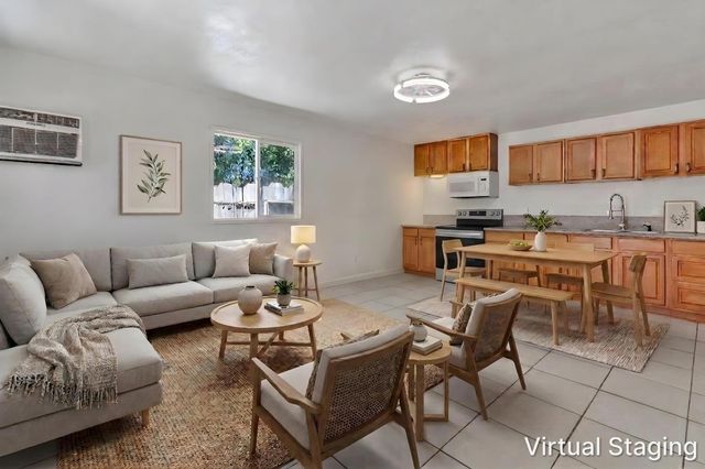 27164 Parkwood Avenue, Madera, CA 93637
