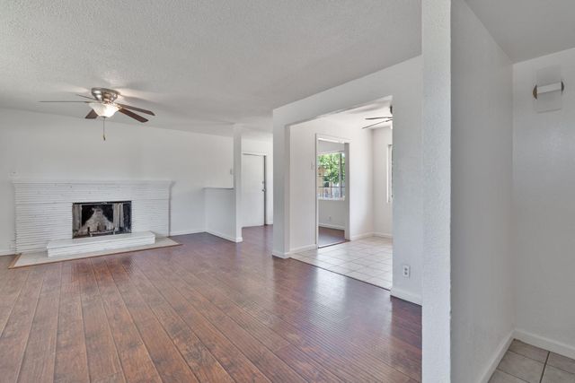 27164 Parkwood Avenue, Madera, CA 93637