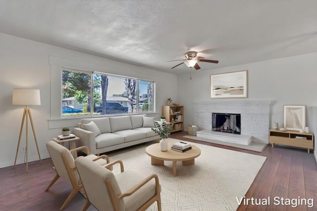27164 Parkwood Avenue, Madera, CA 93637