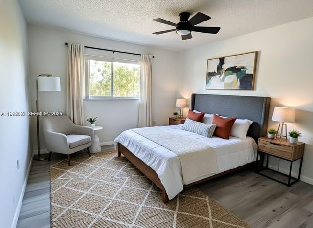 2660 W 76th St 207, Hialeah, FL 33016