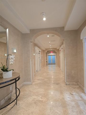 770 Claughton Island Dr 2108, Miami, FL 33131