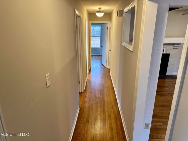 8509 Farmington Cove, Southaven, MS 38671