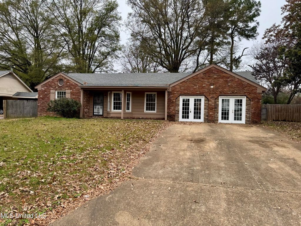 8509 Farmington Cove, Southaven, MS 38671