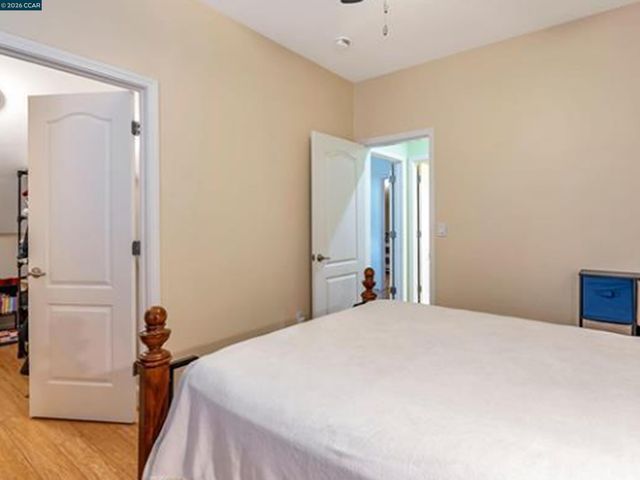 2036 SERRA LN, Hercules, CA 94547