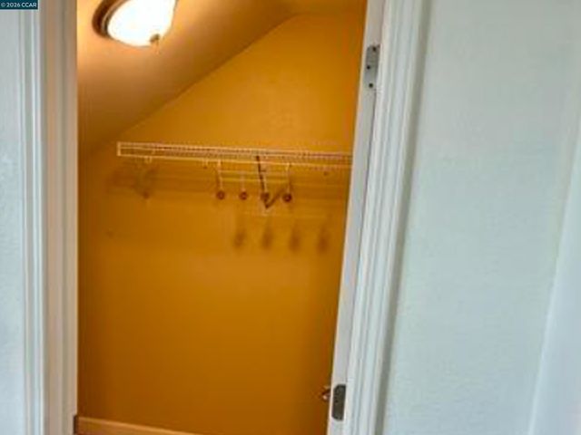 2036 SERRA LN, Hercules, CA 94547