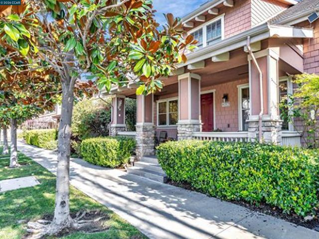 2036 SERRA LN, Hercules, CA 94547
