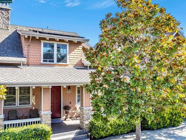 2036 SERRA LN, Hercules, CA 94547