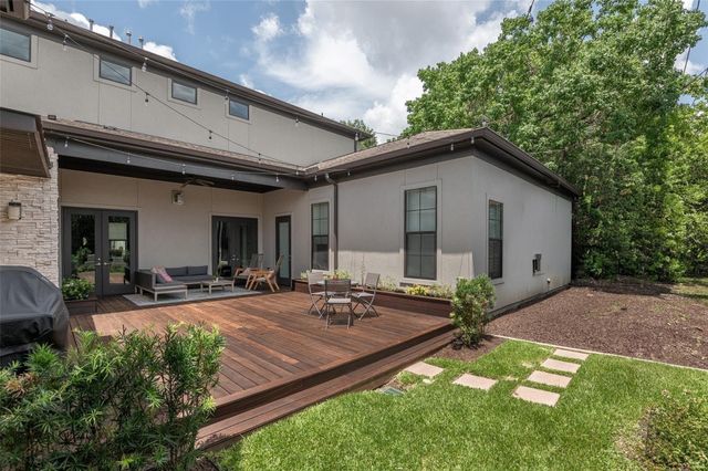 5655 Locke Lane, Houston, TX 77056