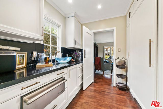 401 N Mccadden Place, Los Angeles, CA 90004