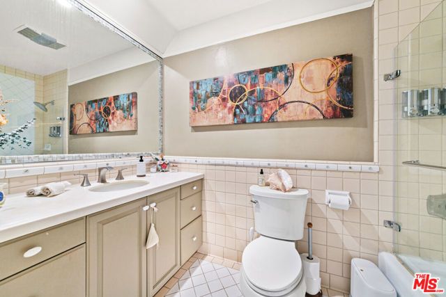 401 N Mccadden Place, Los Angeles, CA 90004