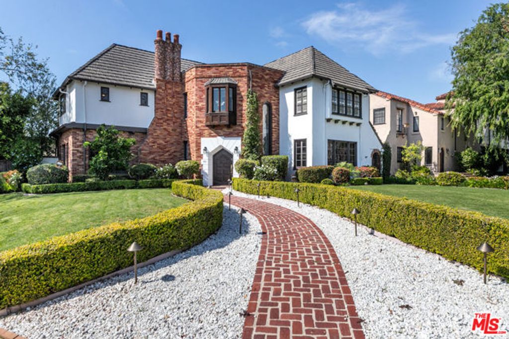 401 N Mccadden Place, Los Angeles, CA 90004