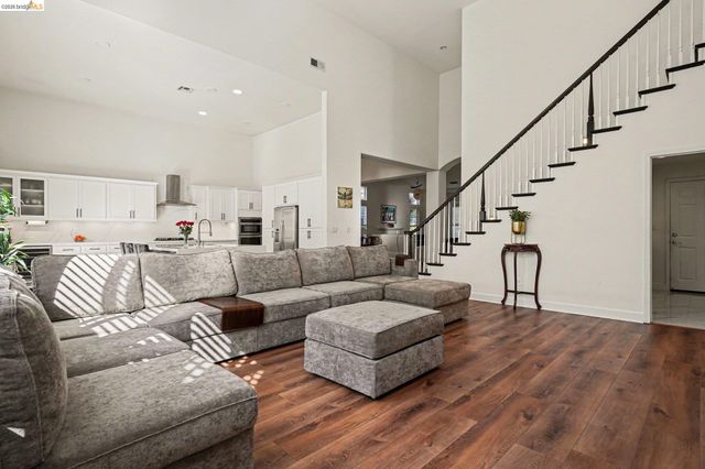 6007 Westside Dr, San Ramon, CA 94583