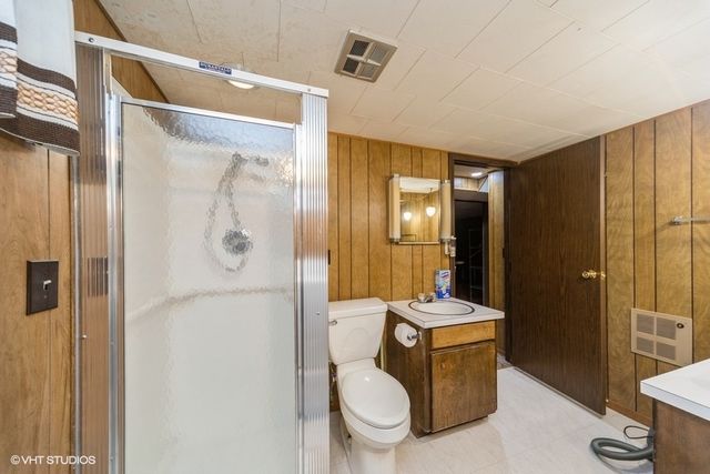 633 Clegg Road, West Des Moines, IA 50265