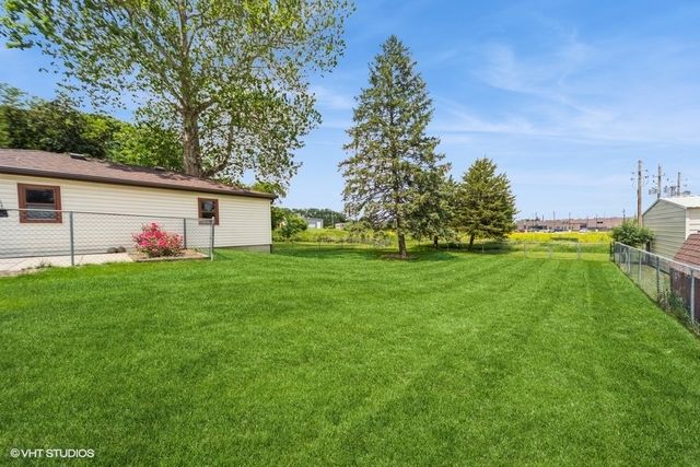 633 Clegg Road, West Des Moines, IA 50265