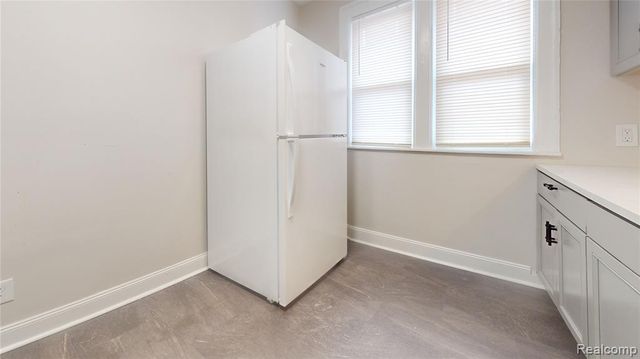 12061 Upper Unit Cloverlawn, Detroit, MI 48204