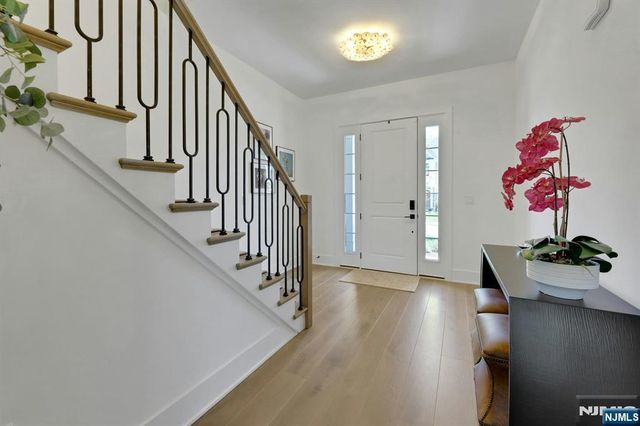 111 Woodmont Circle, River Vale, NJ 07675