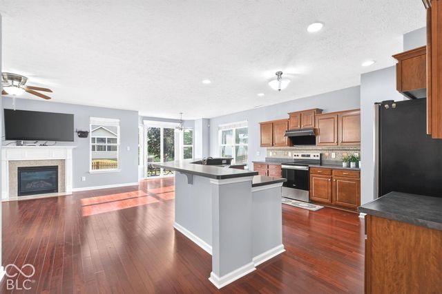 11220 Beardsley Way, Fishers, IN 46038