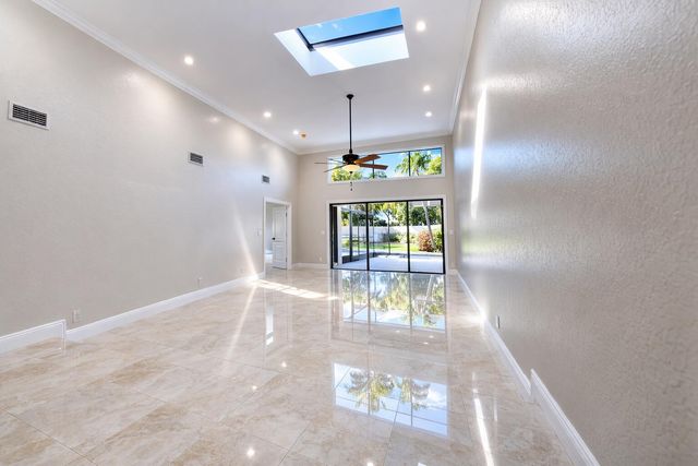 9044 Villa Portofino Circle, Boca Raton, FL 33496