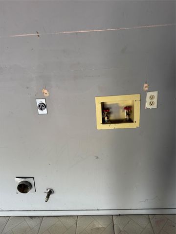 12103 Sunderland DR, Austin, TX 78753