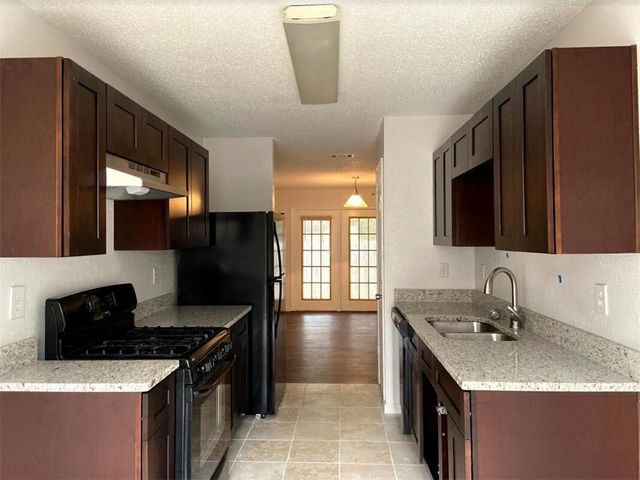 12103 Sunderland DR, Austin, TX 78753