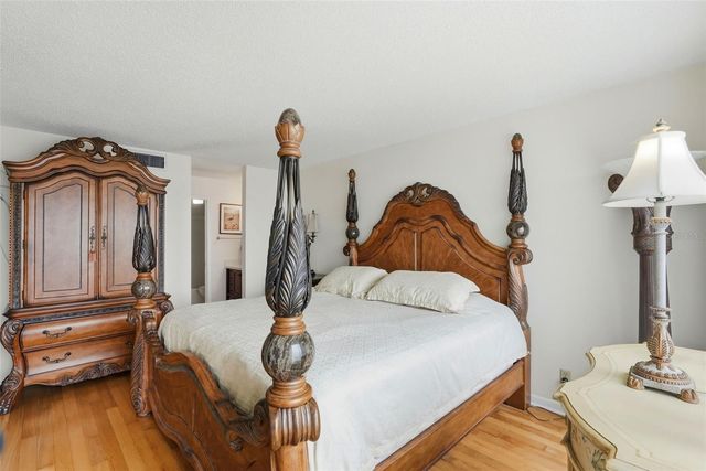 6372 PALMA DEL MAR BOULEVARD S 207, St Petersburg, FL 33715