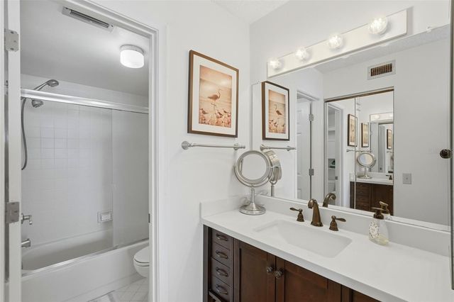 6372 PALMA DEL MAR BOULEVARD S 207, St Petersburg, FL 33715